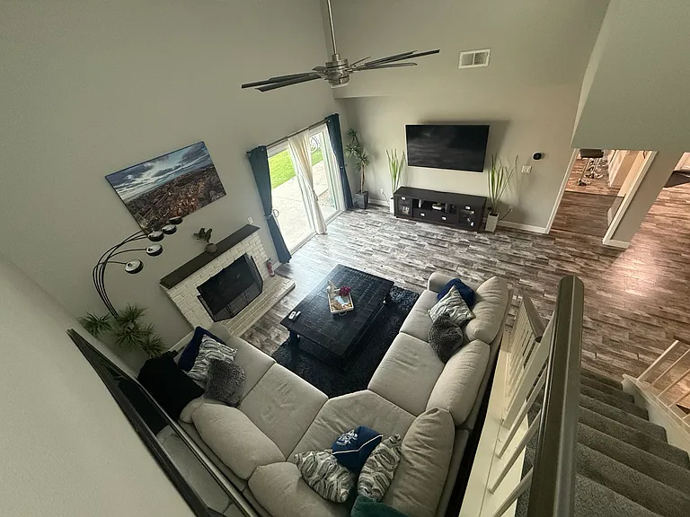 221 E Ponderosa Ln — Photo 11