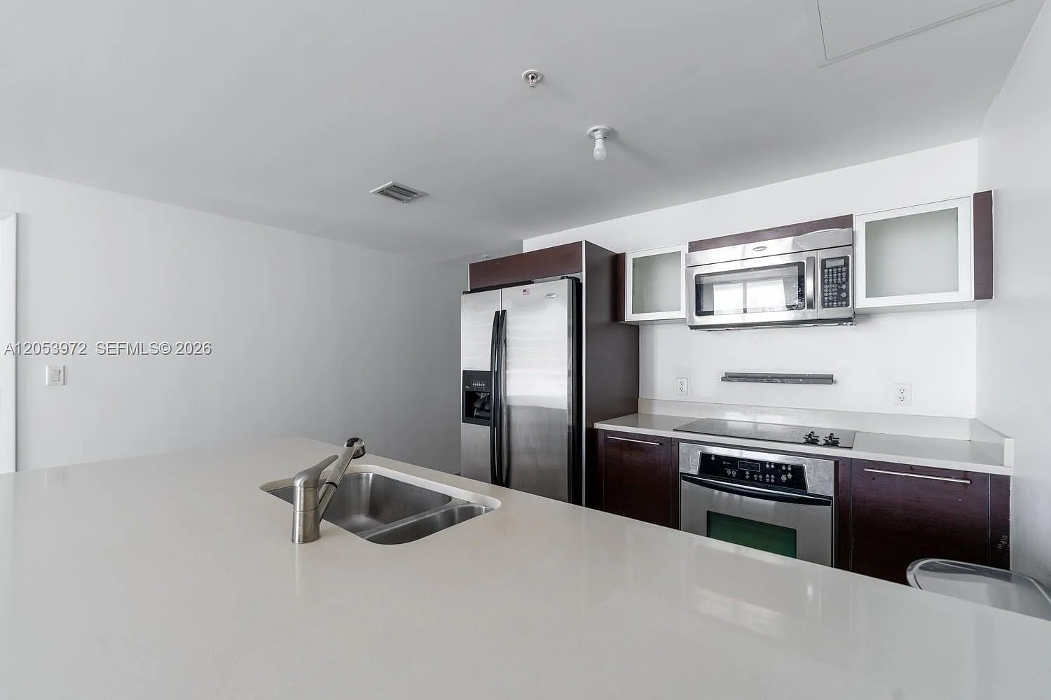 Quantum On The Bay Condo — Photo 2