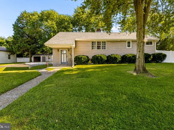 105 Ledden Ln, Turnersville, NJ 08012