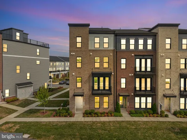 43382 Farringdon Sq, Ashburn, VA 20148