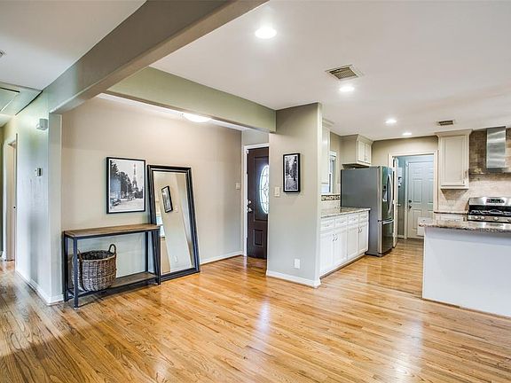 5th image of 5414 De Lange Ln