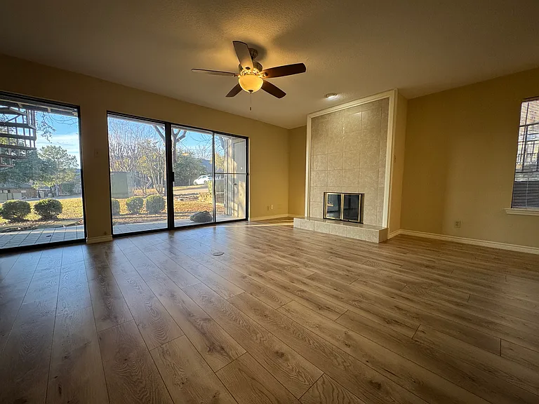 1121 Signal Ridge Pl — Photo 10