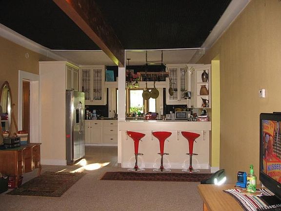 2nd image of 130 Bell Haven Ln