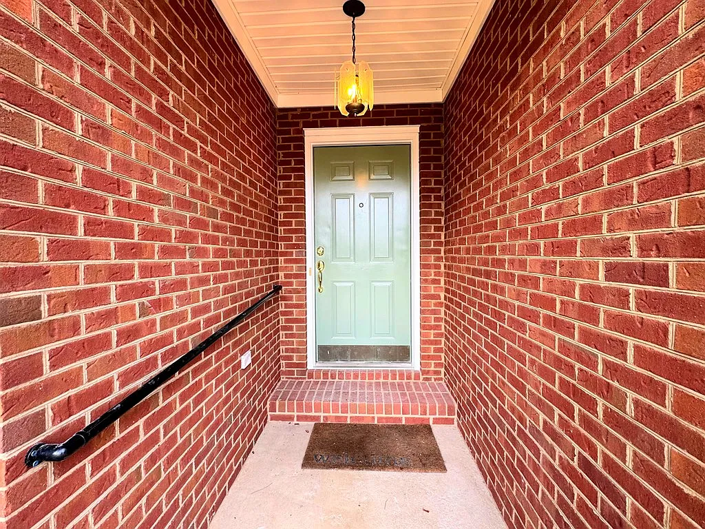 2 bed, 1516 sqft, $1,750 — Photo 3