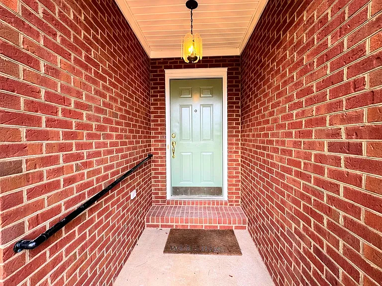 222 Tall Timbers Rd — Photo 2