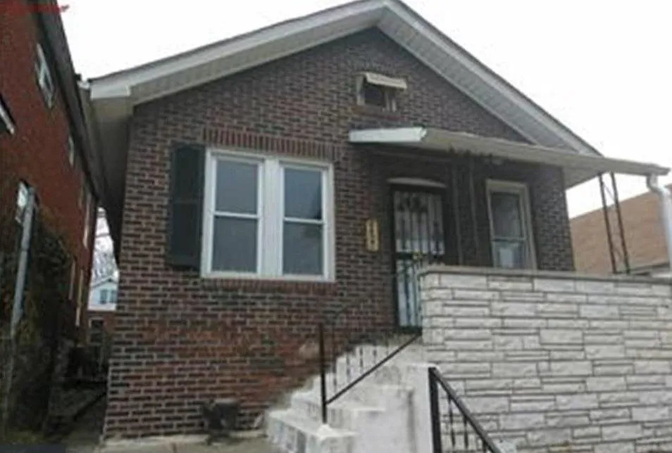 4421 Richard Pl photo 1
