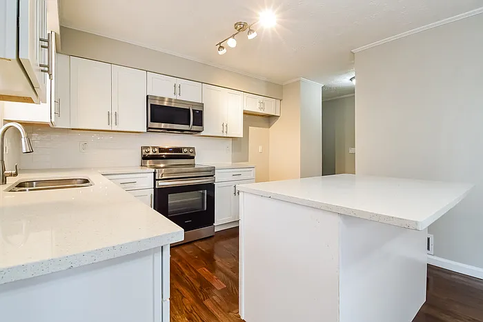3693 Belmont Abbey Dr — Photo 12