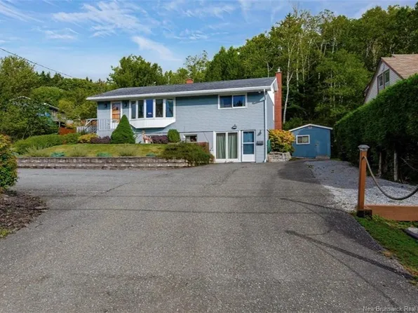 559 Sandy Point Rd, Saint John, NB E2K 3S1