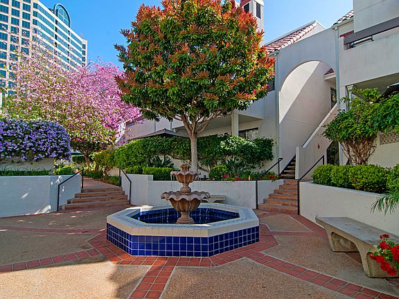 3rd image of 701 Kettner Blvd Unit 195