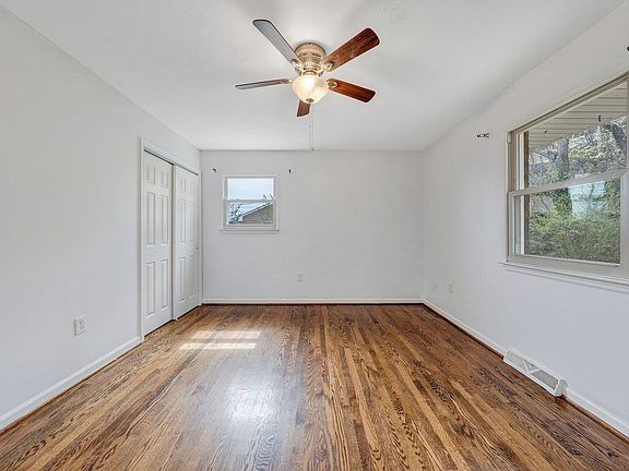 4th image of 756 Kenyon Rd