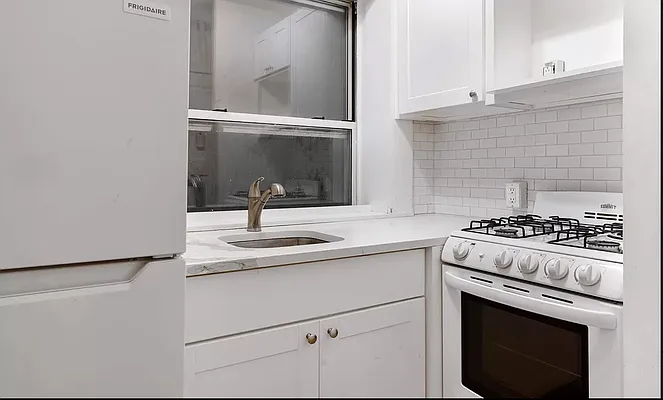 Rented by Compass | media 6