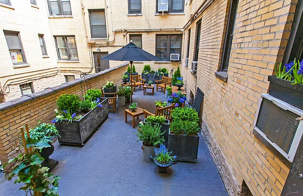 Sold by Compass | media 28