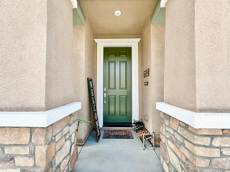 970 Helena Rdg — Photo 4