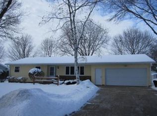 315 13th St, Prairie Du Sac, WI 53578