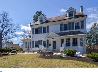 205 W Monument Ave, Hatboro, PA 19040