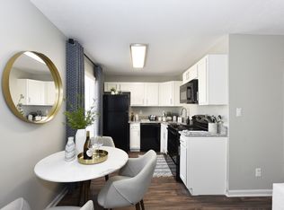 Reserve at Lindsay, Louisville, KY 40206