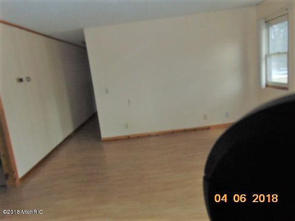 3rd image of 2091 E 108th St