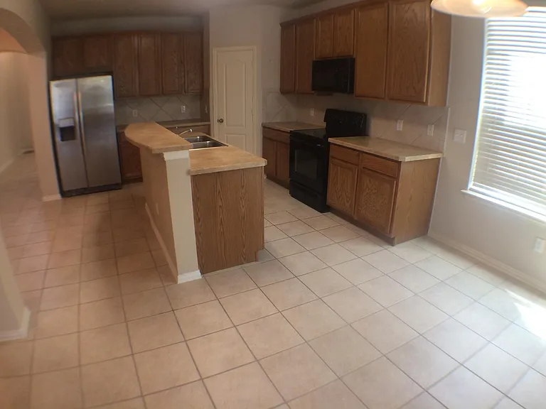 2401 Morning Dew Dr — Photo 12