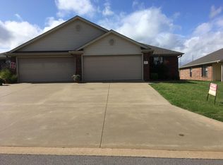 808 Trenton Dr, Fort Smith, AR 72908