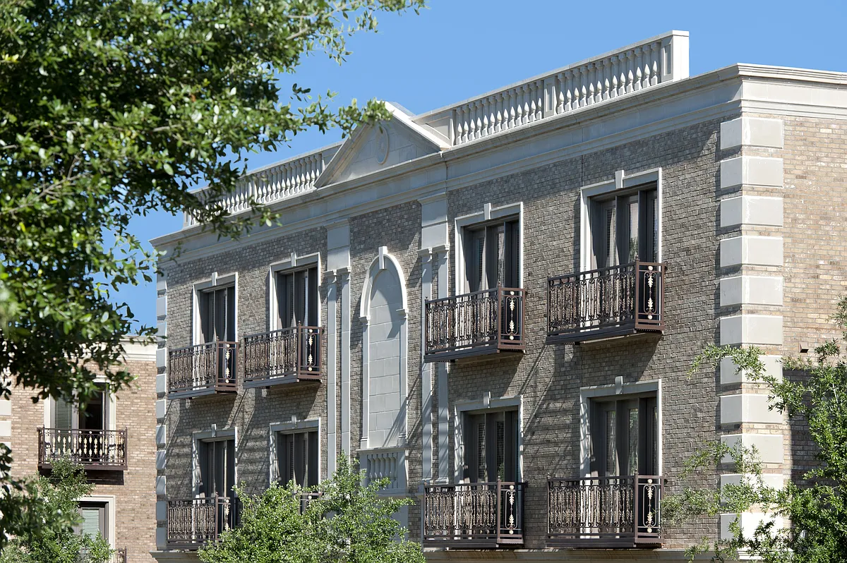 Building Photo - Park Hollow