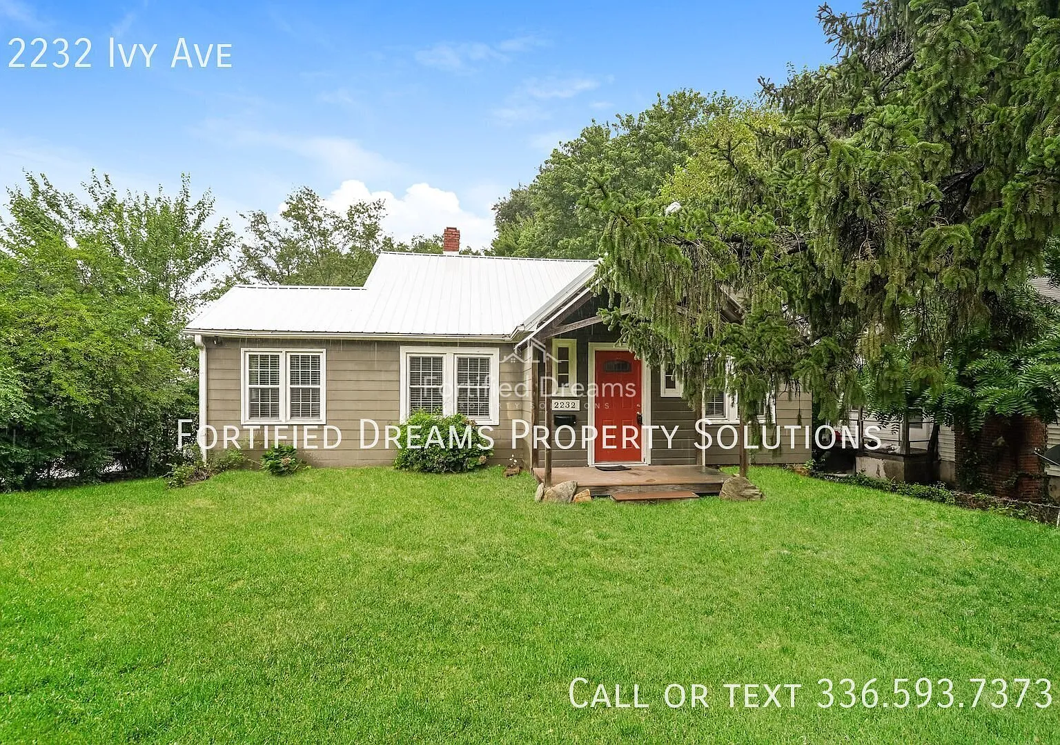 Large 1260sqft 2 bedroom 1 bath house with bonus room convenient to downtown Winston Salem — Photo 1