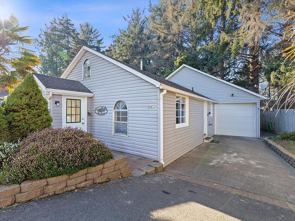 1st image of 3607 NW Port Ave