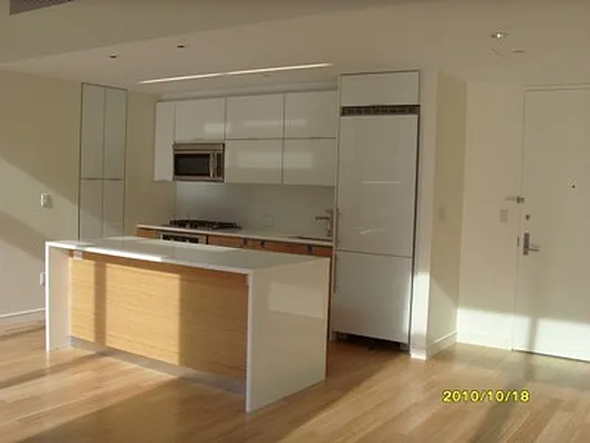 Rented by City Sense Realty | media 20