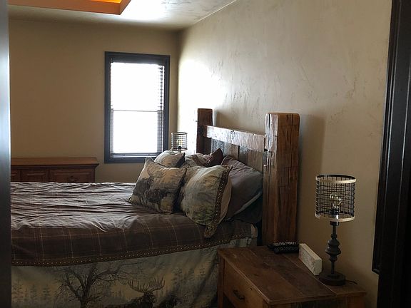 5th image of 1036 Peonies Dr