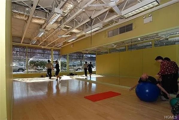 Sold by Robert E. Hill  | media 30