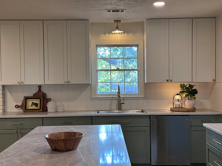 1910 Kittrell Dr — Photo 5