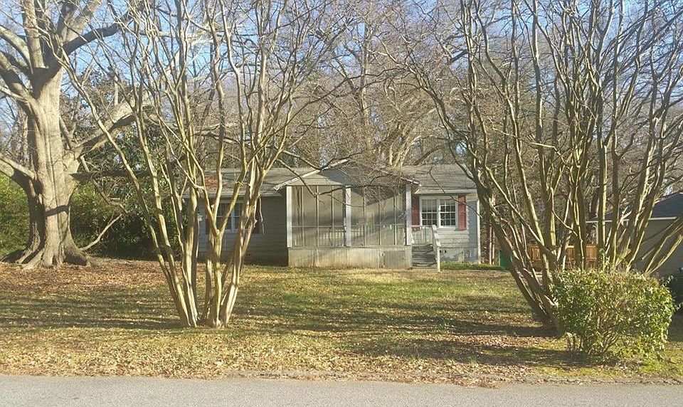 2nd image of 1755 Belle Isle Cir
