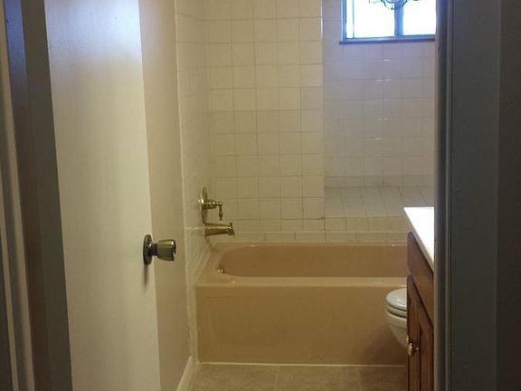 4th image of 27801 Mills Ave APT C