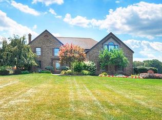 25285 Osborne Rd, Columbia Station, OH 44028