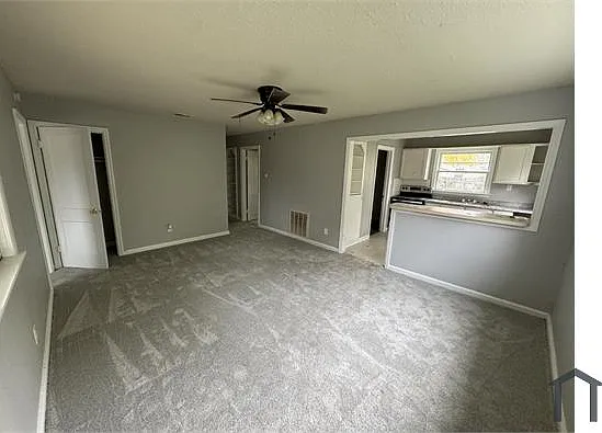 2428 N Kitley Ave — Photo 3