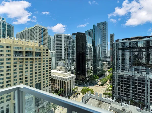 1060 Brickell Ave APT 1811, Miami, FL 33131