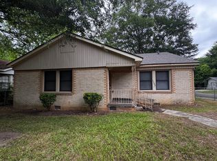 1302 Hickory St, Texarkana, AR 71854