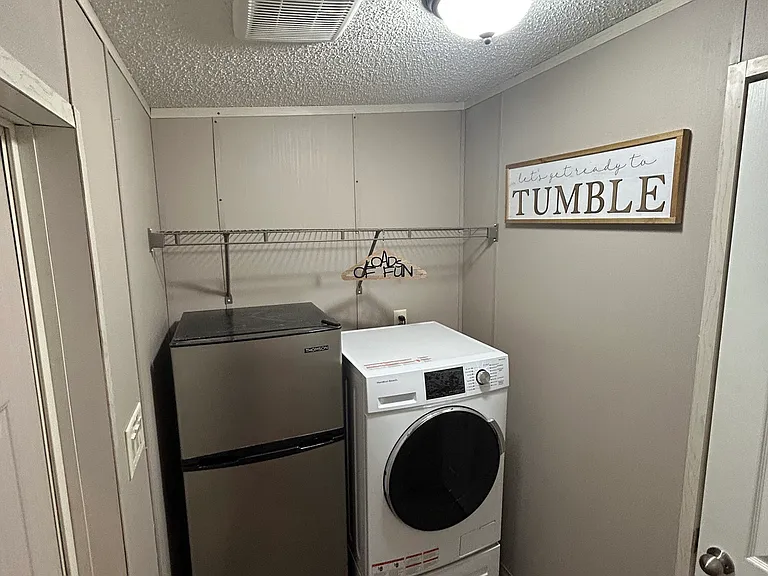 455 Moser Ave #26 — Photo 5