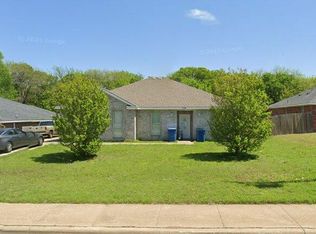 132 N Polk St, Desoto, TX 75115
