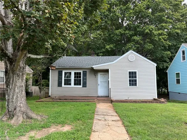 2647 Dudley St, Winston Salem, NC 27107