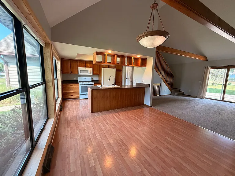 1795 Forest Lake Dr SE — Photo 5