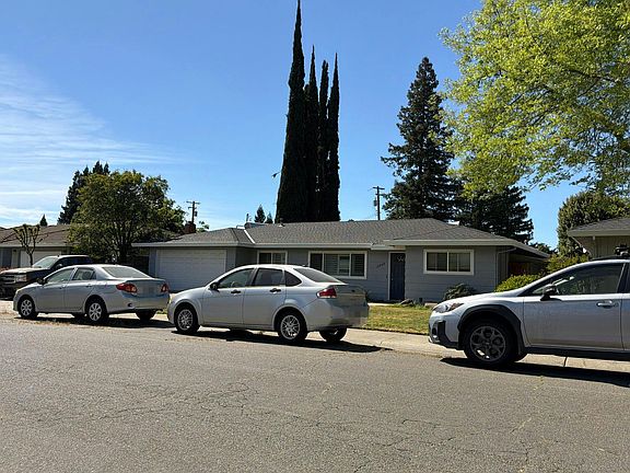 2nd image of 3849 Spencer Way