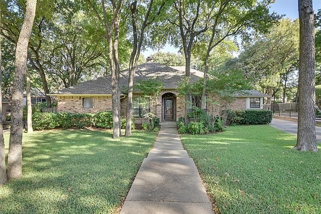 1st image of 6907 Thornbird Ln