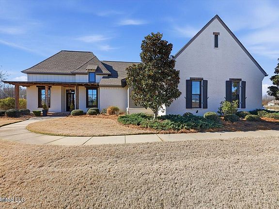 2nd image of 127 Crossview Pl