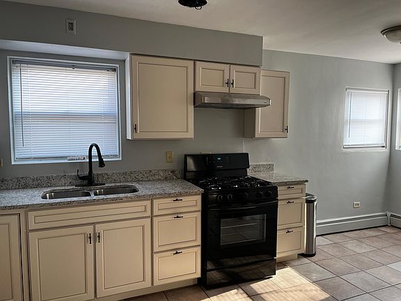 3rd image of 1240 S 55th Ct APT 1W