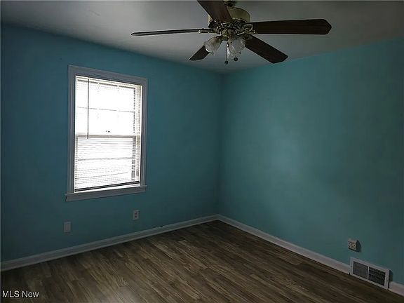 5th image of 243 Afton Ave