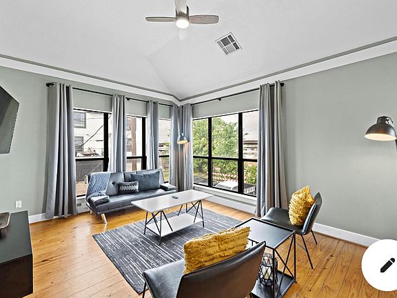 3rd image of 3416 Saint Emanuel St