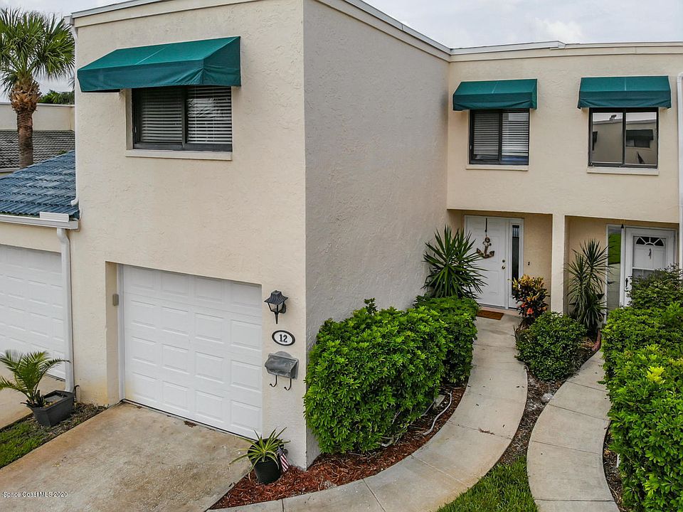 1st image of 12 Emerald Ct #12
