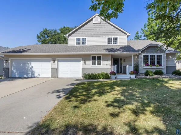 908 E 62nd St, Sioux Falls, SD 57108