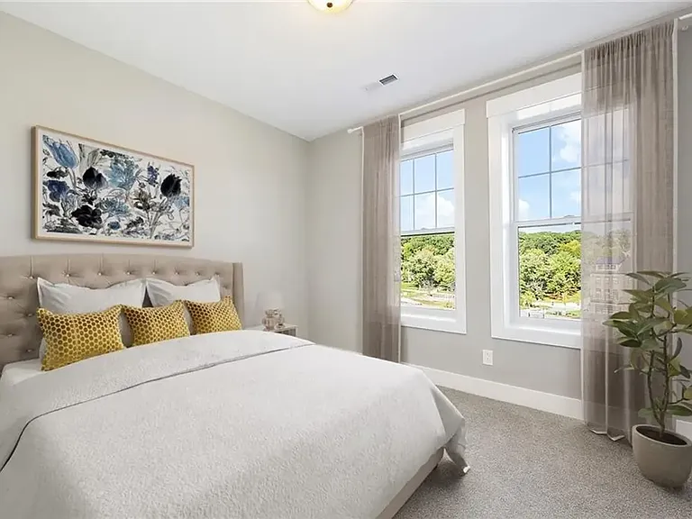 349 Azalea Dr — Photo 10