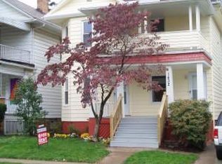 1434 Hopkins Ave, Lakewood, OH